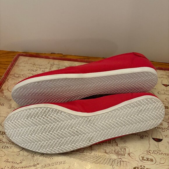 🔥 LIKE NEW ADIDAS SLIP-ON CANVAS - BURGUNDY 🔥 - Picture 2 of 2